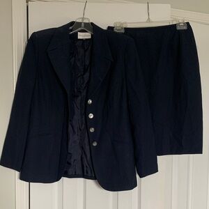 Preston & York Navy Blazer and Skirt Set. Vintage (80’s/90’s)